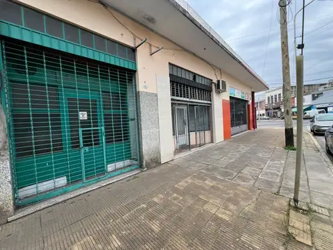 Local en Venta 40 años
