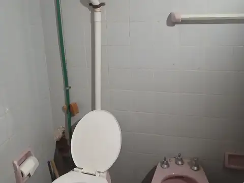 Depto Tipo Casa en Venta 40 años