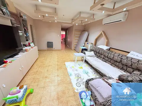 Depto Tipo Casa en Venta de 5 ambientes
