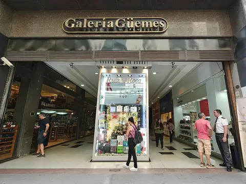 Microcentro - Local en alquiler - Galeria Guemes -6 mts de frente