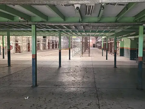 Galpon en Alquiler 26  mts Frente