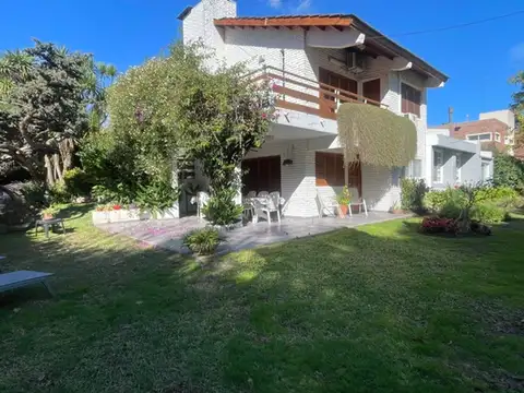 Saravi s/n Country Club Los Troncos la Lonja Pilar 100