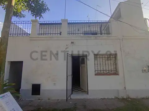 PH - CASA VENTA EN TIGRE CENTRO a REFACCIONAR