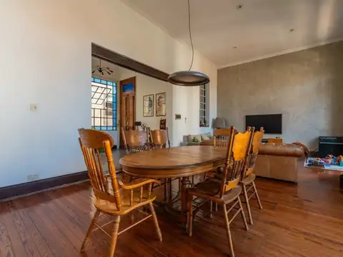 Depto Tipo Casa 5 ambientes con 3 baños