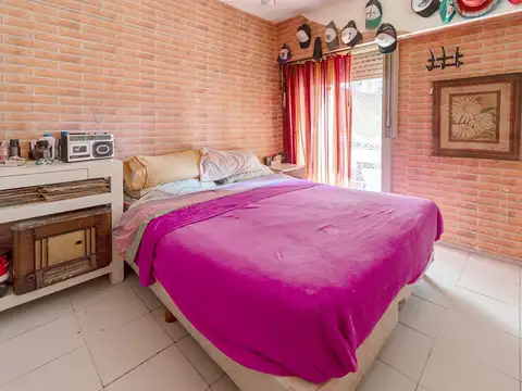Venta Departamento de 4 ambientes en Parque Chacabuco