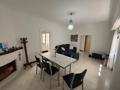 Venta Departamento 3 ambientes en Planta Baja con Patio. Zona centro