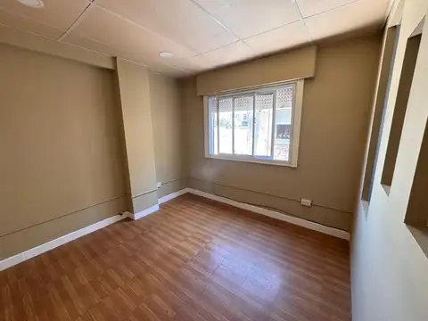 Oficina en Alquiler en Centro, $ 550.000