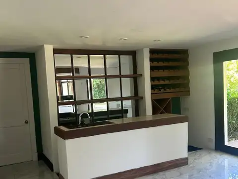 Casa en alquiler anual en Tortugas