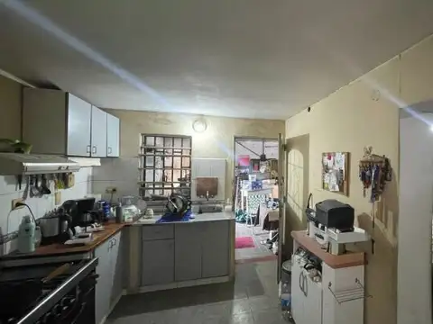 Casa 4 ambientes con 1 baño