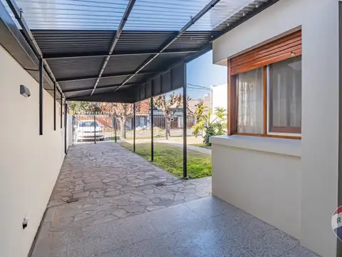 Casa en Venta en Manuel B Gonnet, USD 150.000