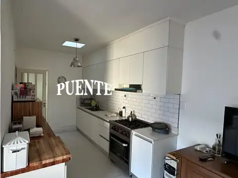 Casa 5 ambientes con 3 baños