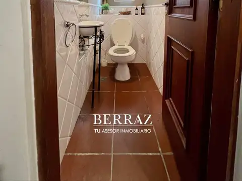 Casa 5 ambientes con 3 baños