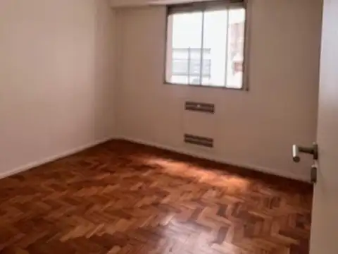 Av. Pueyrredón 2400, Piso 9