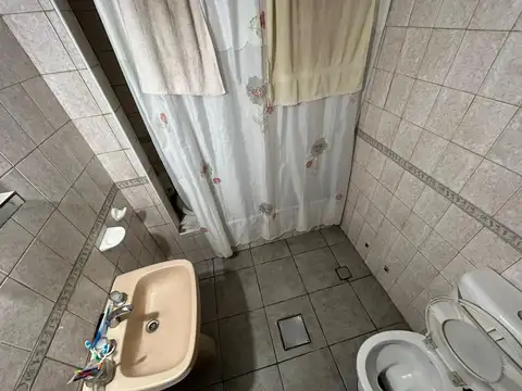 Depto Tipo Casa en Venta en Lanus Este, USD 36.000