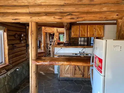 Casa 5 ambientes con 1 baño