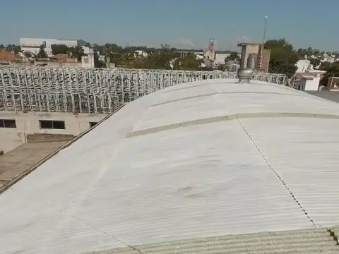 Depósito en venta - 2 Baños - Cocheras - 600Mts2 - Villa Ballester