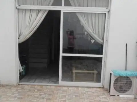 Depto Tipo Casa en Venta de 3 dormitorios