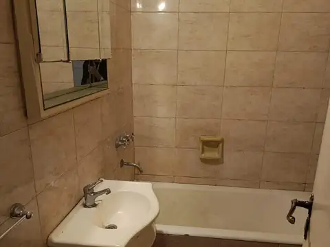 Departamento en Venta en Ramos Mejia Sur, USD 70.000