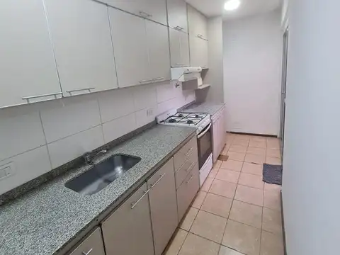 Departamento en Alquiler con 1 cocheras