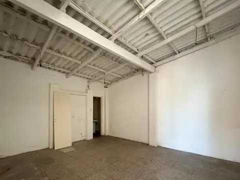 Local en Venta en Paso del Rey, USD 45.000