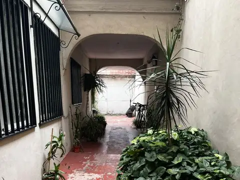 Depto Tipo Casa 4 ambientes con 2 baños