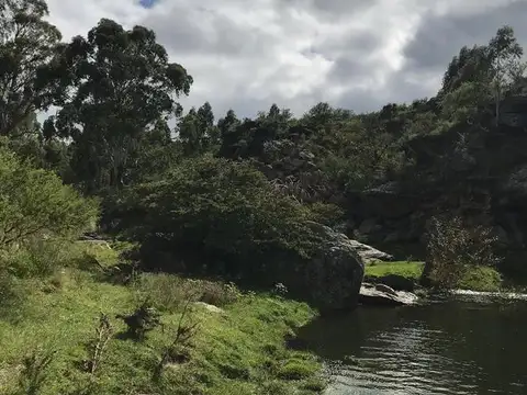 Venta Terreno - La Falda, Córdoba, Argentina.