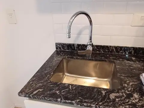Departamento en Alquiler en Balvanera, $ 650.000