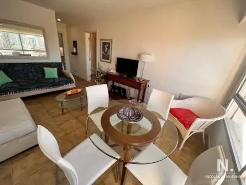 Departamento en Venta en Península, USD 155.000