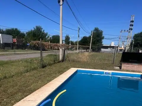 Casa en Venta en Punta Chacra, Roldan