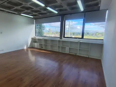 Oficina 2 ambientes con 2 baños