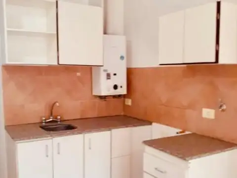 Departamento en Venta – Planta Baja, Luminoso y Apto Crédito