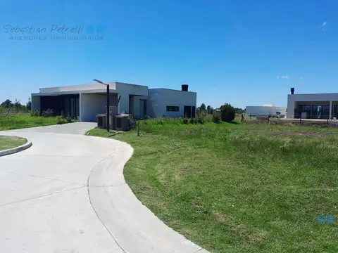 Terreno en Venta en Countries y Barrios Cerrados en Ezeiza, USD 48.000