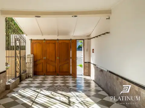 Casa en Venta en Barrio Grand Bourg, USD 220.000