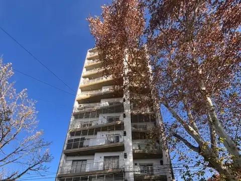 DEPARTAMENTO DE 1 DORMITORIO CON COCHERA EN VENTA – URQUIZA 4100, ROSARIO