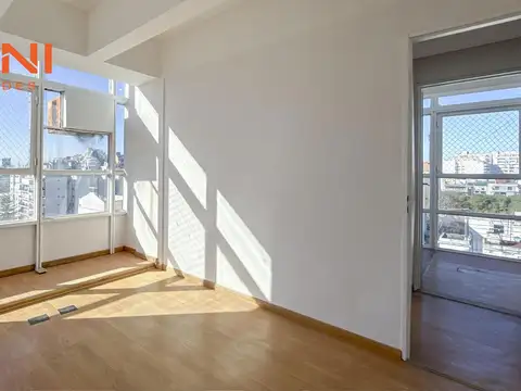 Av. Rivadavia 5000 | Caballito | Oficina Semipiso | Venta