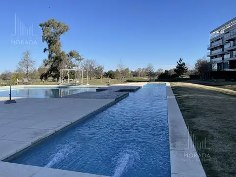 Pilar Golf, Residencias Hilton