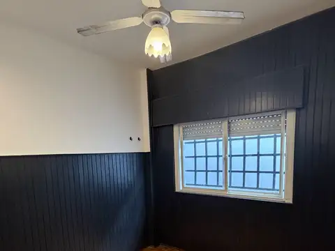 Depto Tipo Casa 4 ambientes con 2 baños
