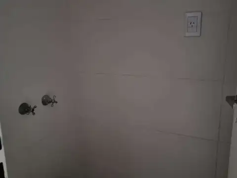 Belgrano 400, Piso 1