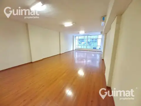 Oficina Planta libre de 63m2 cubiertos excelente ubicación