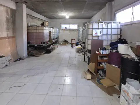 Galpon en Alquiler en Berazategui, $ 800.000
