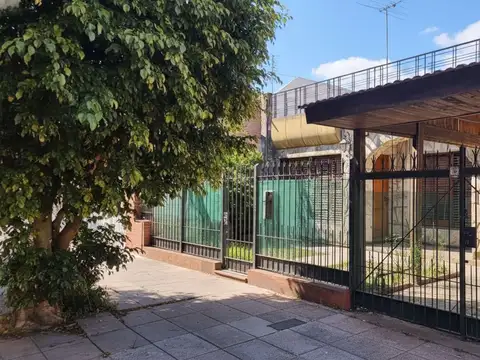 Casa en Venta 5 ambientes San Justo