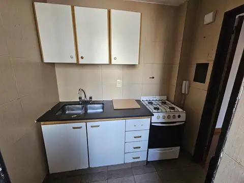 Apolinario Figueroa 200