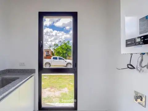 Casa 3 ambientes con 1 baño