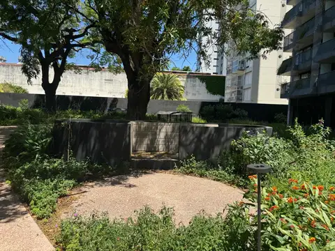 Avenida Maipu  al 1800