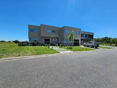 Venta – Casa 7 amb – al Golf – Área 2 San Sebastian