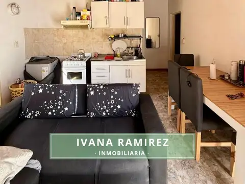 Se venden 2 departamentos sobre un lote de 295M2, Luján.