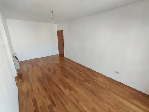 Departamento en Alquiler en Almagro, $ 999.000