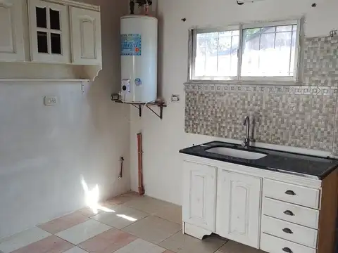 VENTA PROPIEDAD CON RENTA EN DEL VISO C PILETA