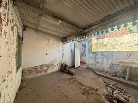 Depto Tipo Casa en Venta en Barrio España y Hospitales, USD 22.000