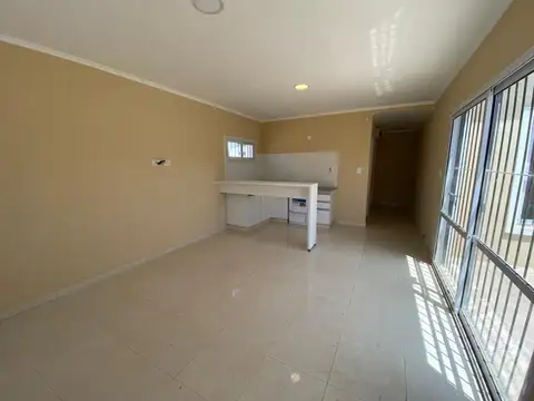 Depto Tipo Casa en Venta de 2 ambientes